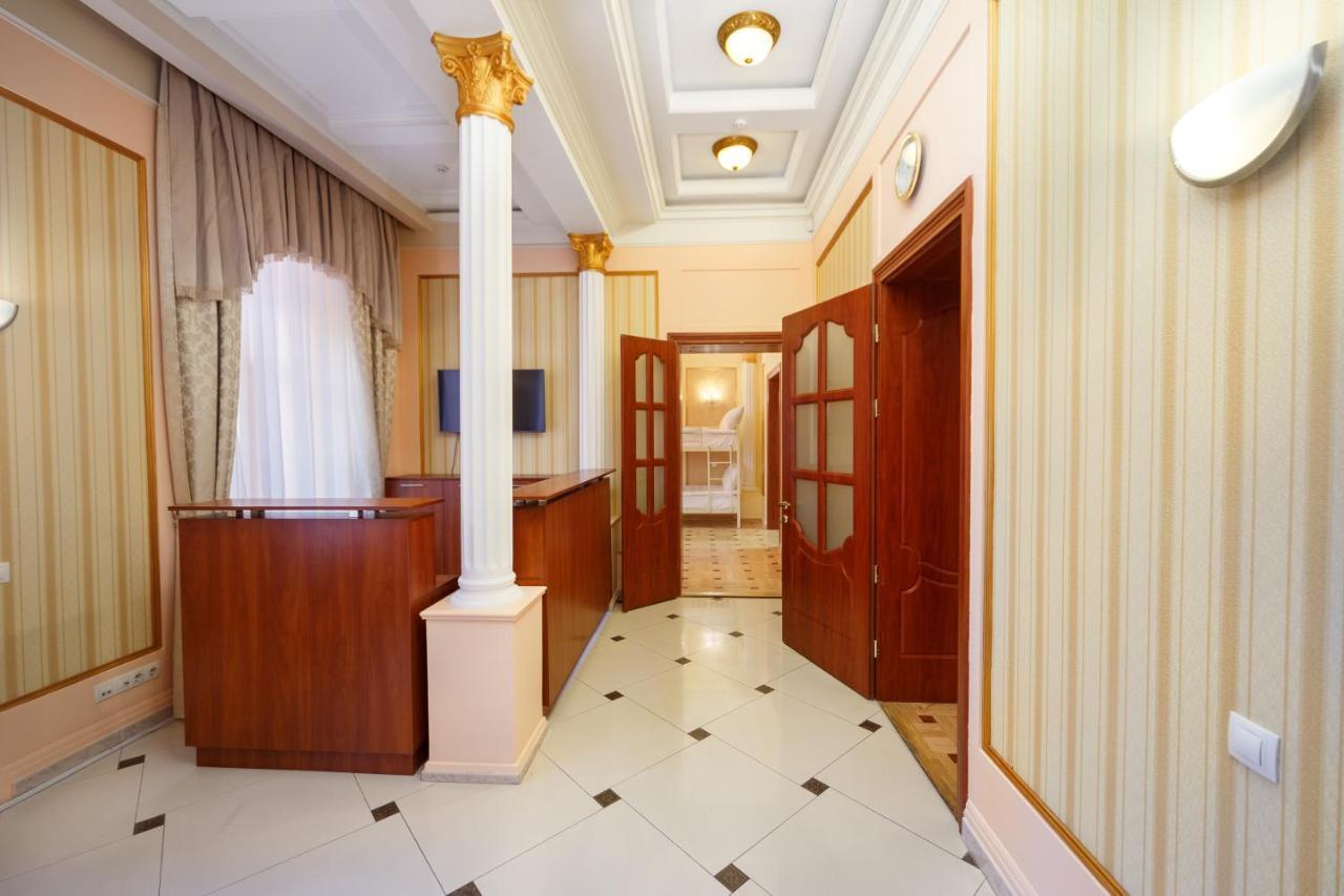 Hostel Suputnyk Lviv Ngoại thất bức ảnh